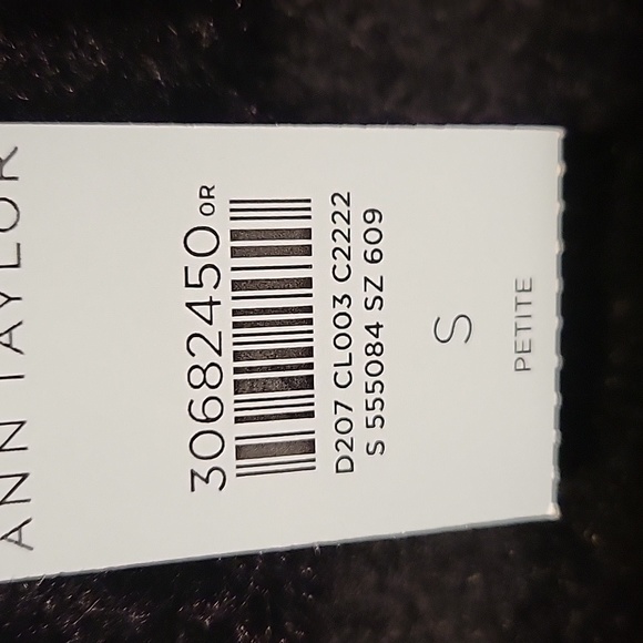 ❤️ NWT! ANN TAYLOR FUZZY STRIPE WOOL BLEND CREW NECK SWEATER, SP (SMALL PETITE) - Picture 4 of 6